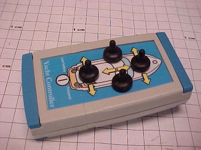 YACHT CONTROLLER - FCC ID R86TX001YACHTCONT - MICRODEVICE Srl (2)