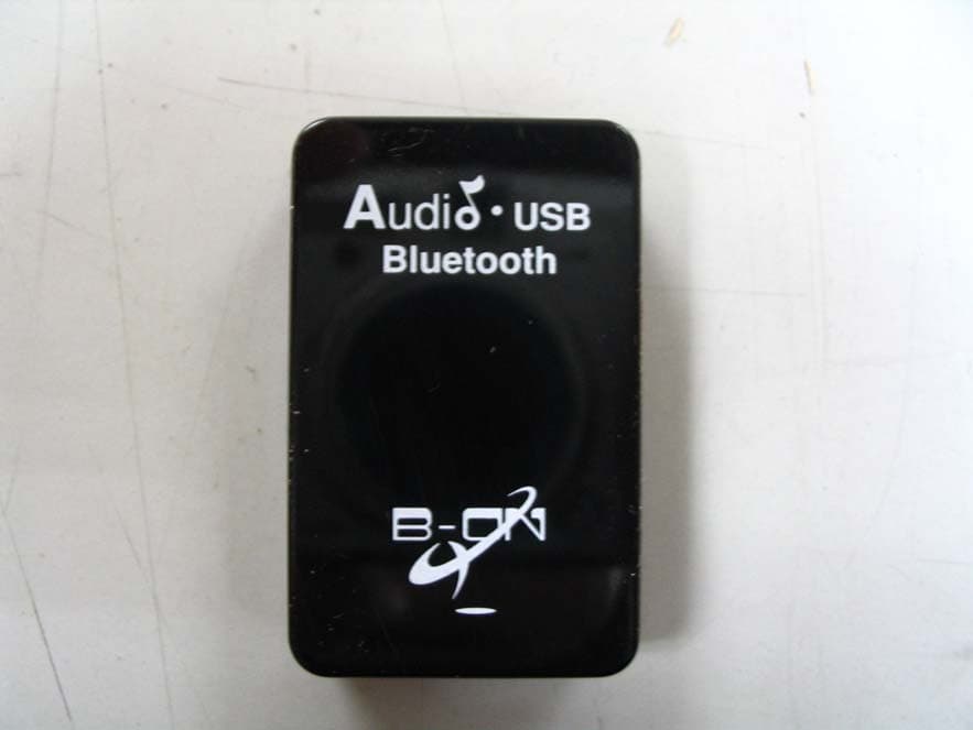 Bluetooth Phone & Audio & USB Dongle - FCC ID R8DBT-2000 - Wavesystec Co., Ltd. (2)
