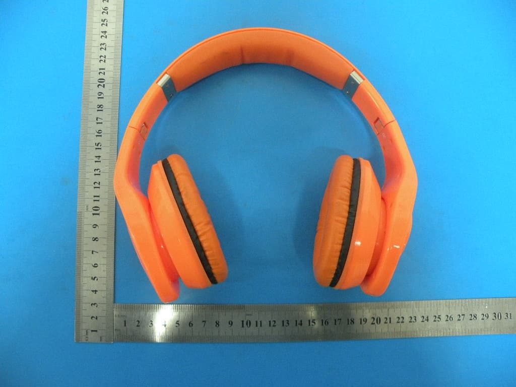 Wireless Bluetooth Headphones - FCC ID R8H-BT-H01 - Shenzhen XinHuaMei Electronics Limited Company (2)