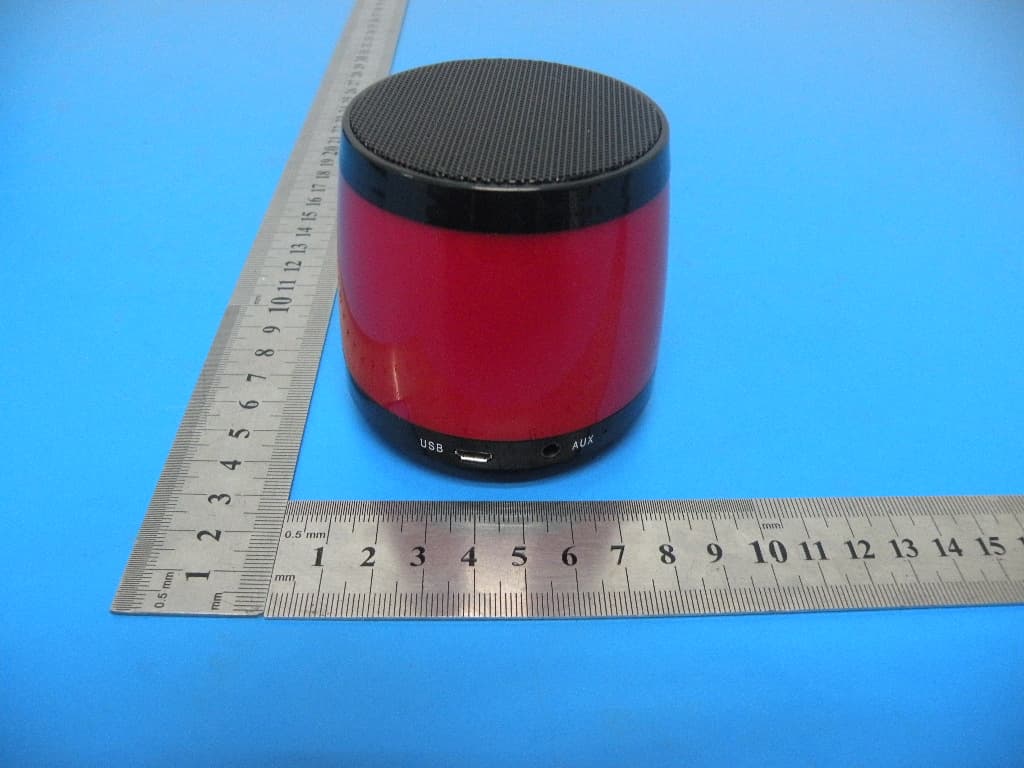 Bluetooth Speaker - FCC ID R8H-BTS-03 - Shenzhen XinHuaMei Electronics Limited Company (4)
