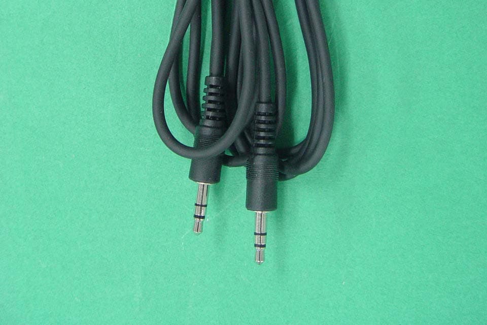 19" LCD TV/MOINTOR - FCC ID R8ILT-19LMF - D. Boss Co., Ltd (4)
