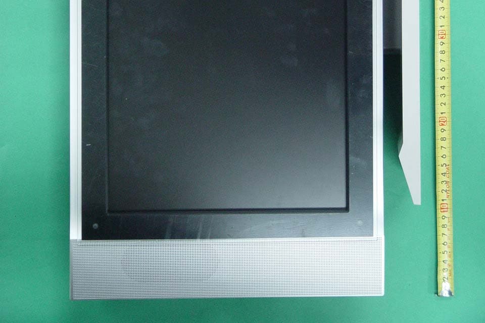 19" LCD TV/MOINTOR - FCC ID R8ILT-19LMF - D. Boss Co., Ltd (2)