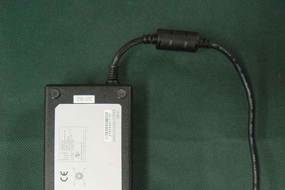 26" LCD TV/MONITOR - FCC ID R8ILT-26HMF - D. Boss Co., Ltd (2)