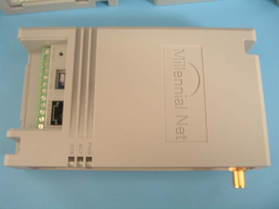 MeshNode - FCC ID R8N-URM-M-2400 - Millennial Net (2)