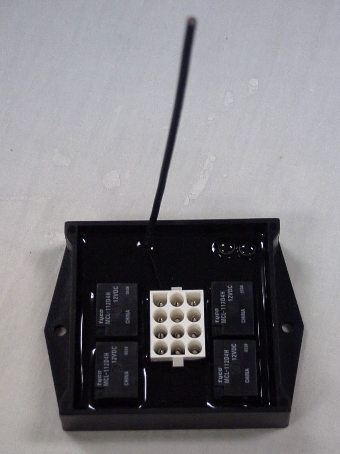 915MHz RECEIVER - FCC ID R932039500 - Delta Systems INC.