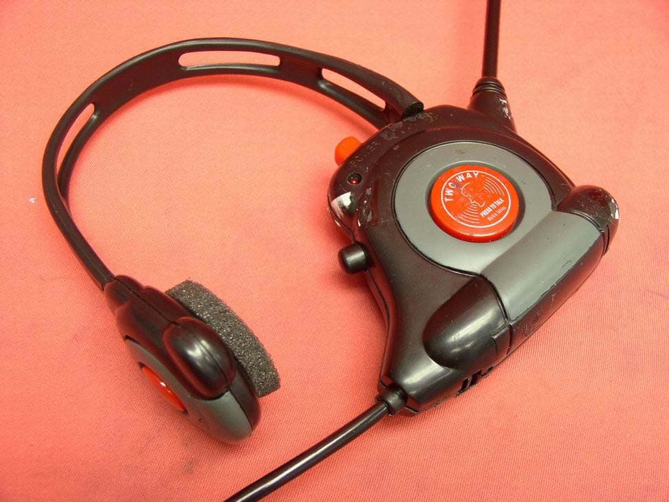 Walkie Talkie - FCC ID R9722349 - G T Plus Limited (2)