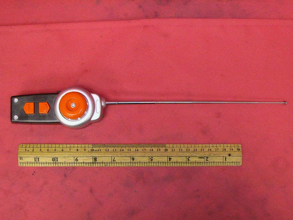 RC Car - FCC ID R9P86B946000500 - Meccano (Hong Kong) Limited