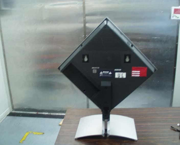 Wireless AV Unit - FCC ID R9RD227001 - Nakamichi Research (S) Pte Ltd (2)