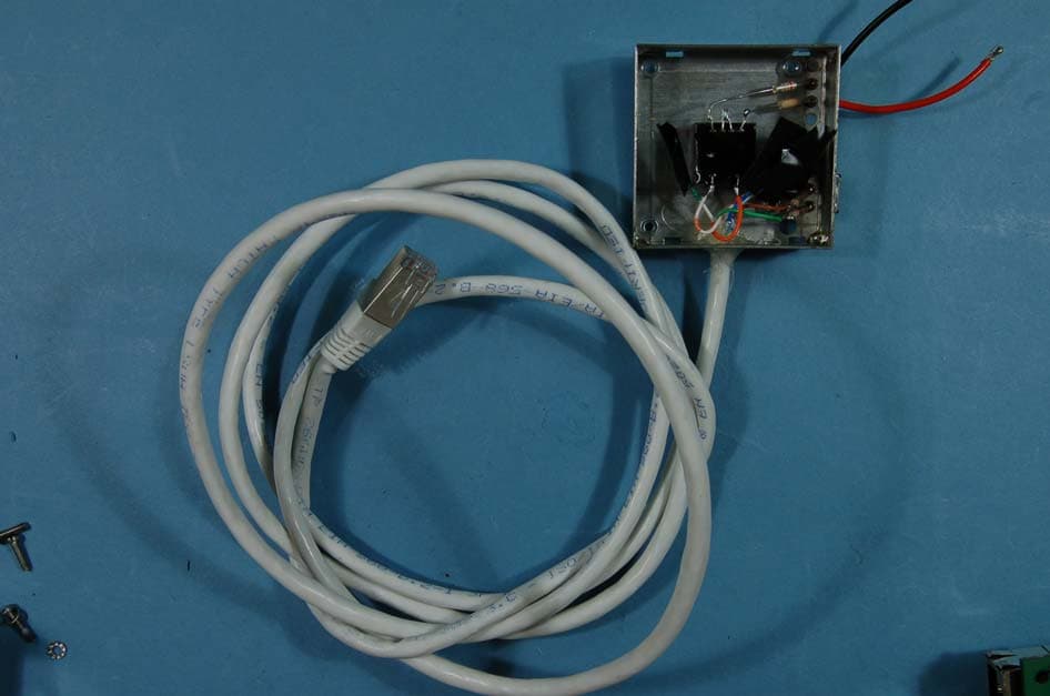 VHF AM Transceiver - FCC ID RA9TR-810 - Jotron AS (3)