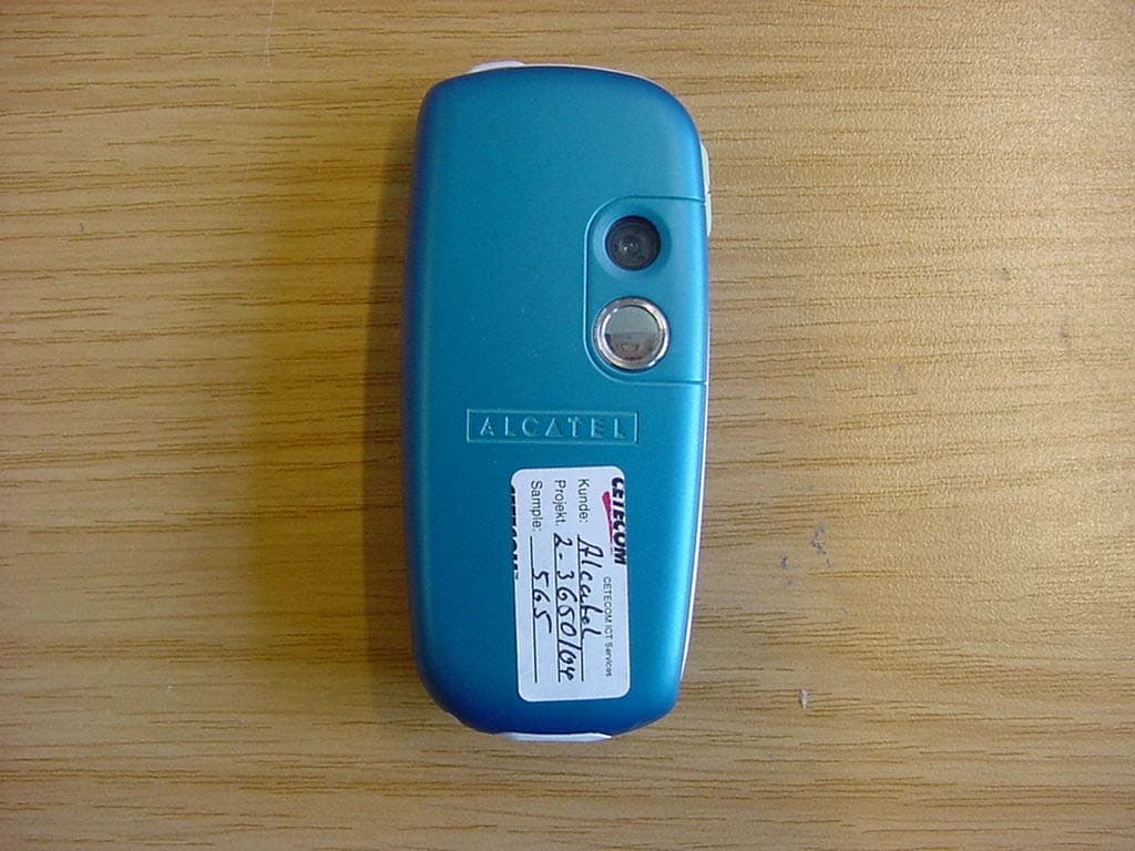GSM 900/1800/1900 Mobile Phone - FCC ID RAD005 - TCT Mobile Limited