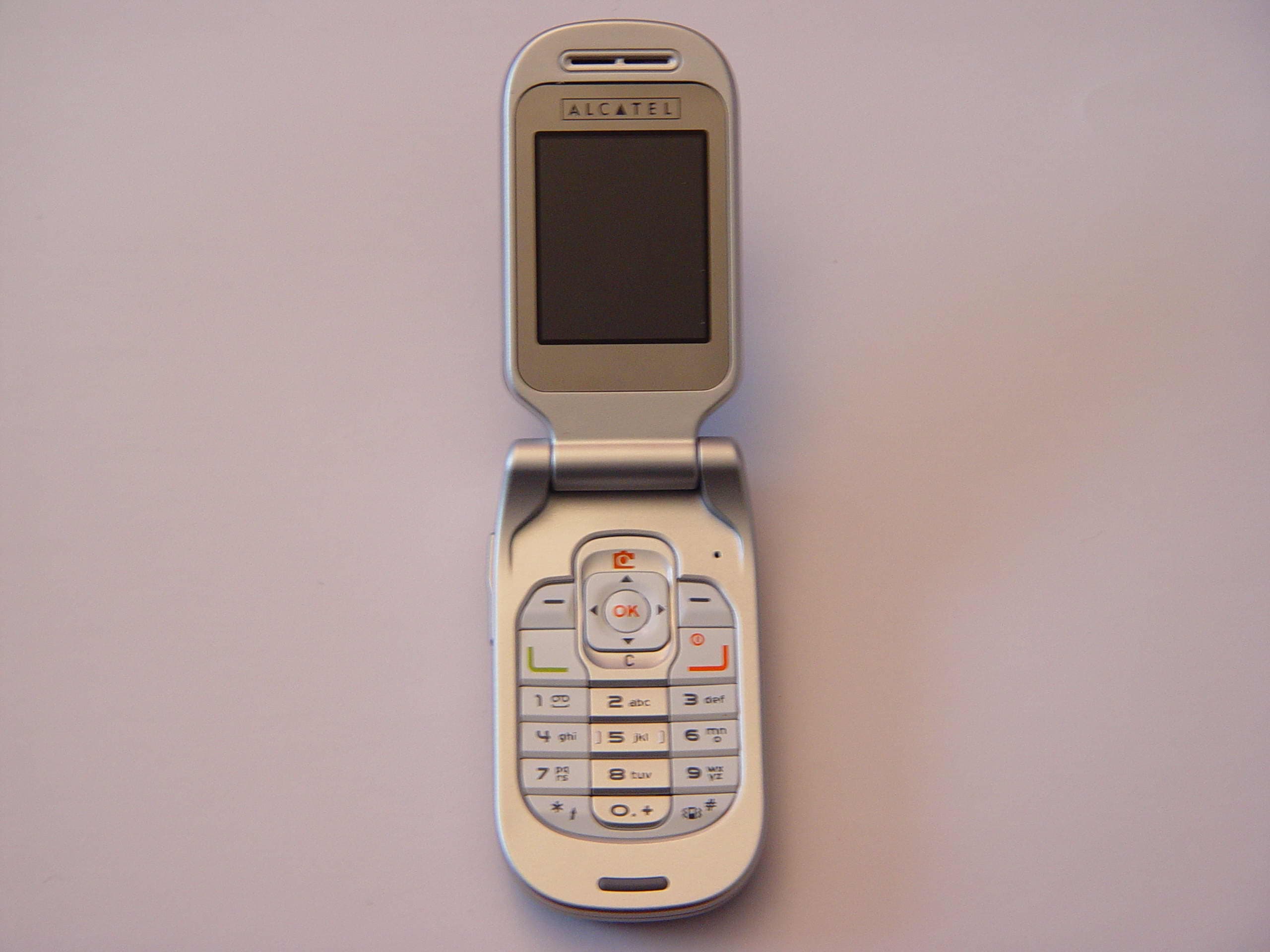 GSM 900/1800/1900 Mobile Phone - FCC ID RAD012 - TCT Mobile Limited