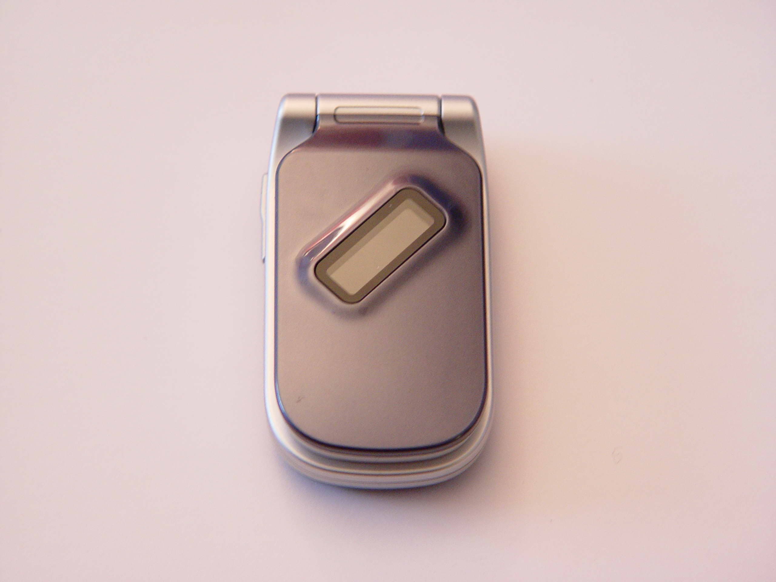 GSM 900/1800/1900 Mobile Phone - FCC ID RAD012 - TCT Mobile Limited (2)