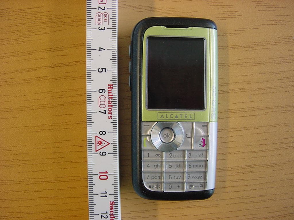GSM 850/1900 Mobile Phone - FCC ID RAD015 - TCT Mobile Limited (2)