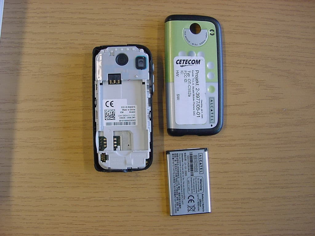 GSM 850/1900 Mobile Phone - FCC ID RAD015 - TCT Mobile Limited (3)