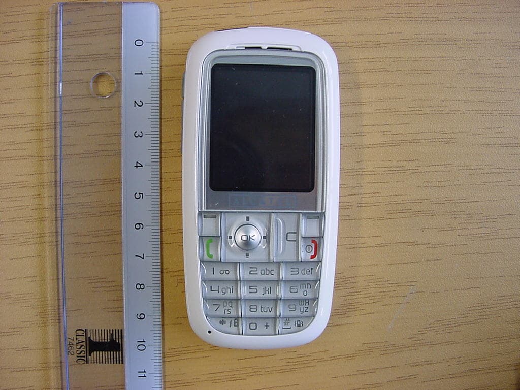 GSM 850/1900 Mobile Phone - FCC ID RAD021 - TCT Mobile Limited (2)