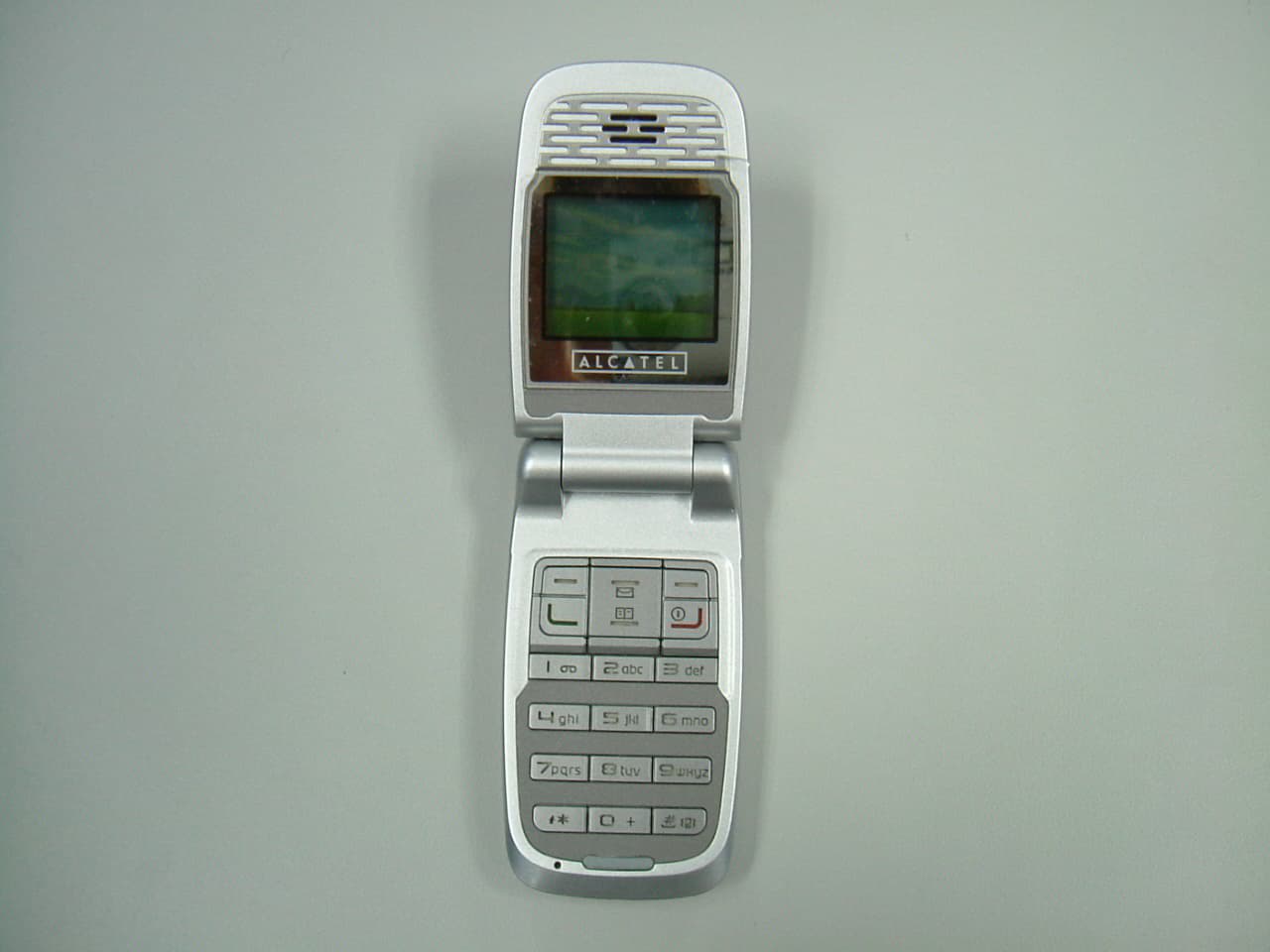 Mobile phone - FCC ID RAD022 - TCT Mobile Limited (2)