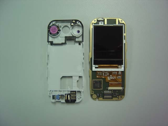 GSM 850 & GSM 1900 MHz MOBILE PHONE - FCC ID RAD029 - TCT Mobile Limited (3)