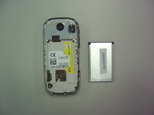 GSM 850 & GSM 1900 MHz MOBILE PHONE - FCC ID RAD029 - TCT Mobile Limited (5)