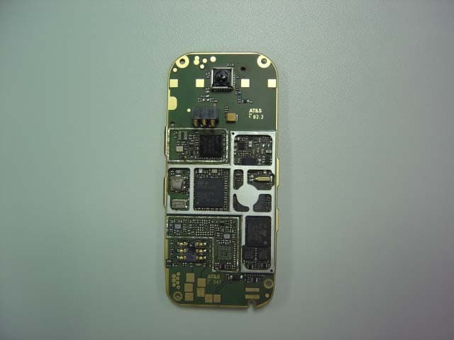 GSM 850 & GSM 1900 MHz MOBILE PHONE - FCC ID RAD029 - TCT Mobile Limited (2)