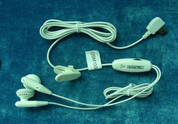GSM 850/1900MHz MOBILE PHONE - FCC ID RAD041 - TCT Mobile Limited (4)