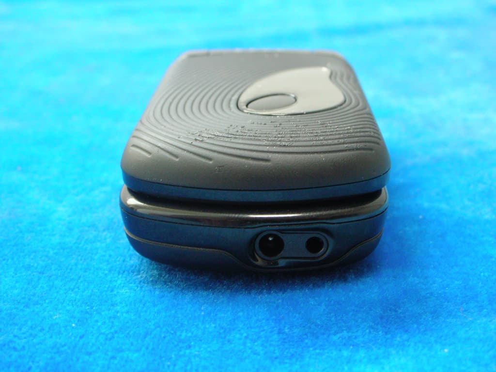 GSM 850&DCS1900MHz MOBILE PHONE - FCC ID RAD042 - TCT Mobile Limited (3)