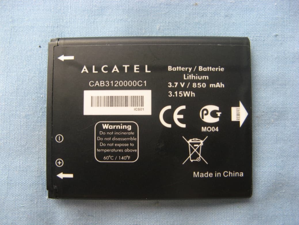 GSM/GPRS/EDGE 850/1900 dual band mobile phone - FCC ID RAD126 - TCT Mobile Limited (2)