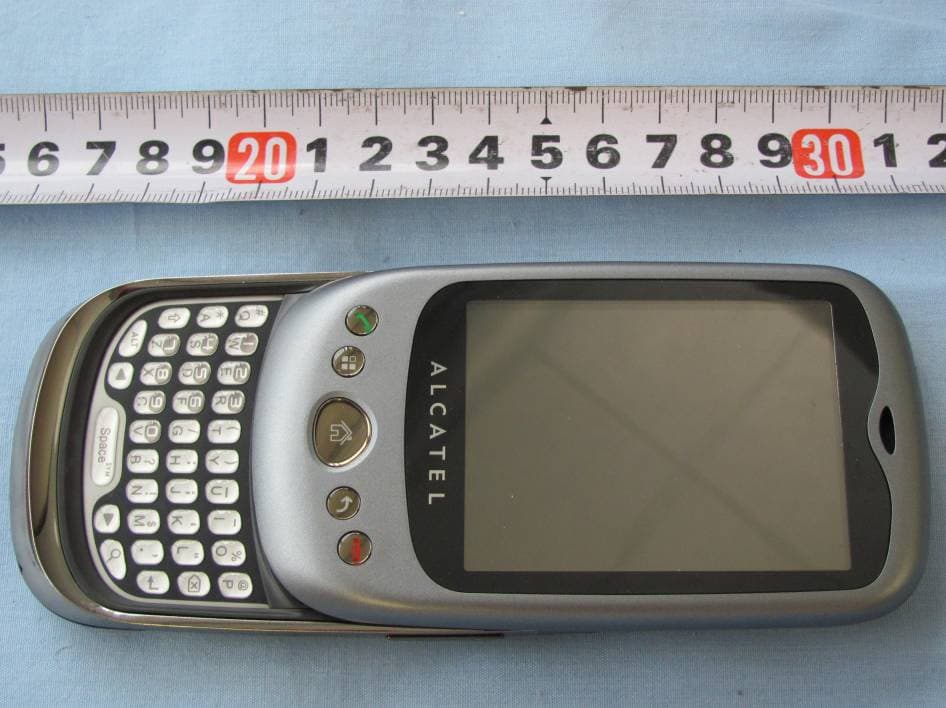 GSM/UMTS mobile phones - FCC ID RAD130 - TCT Mobile Limited (5)