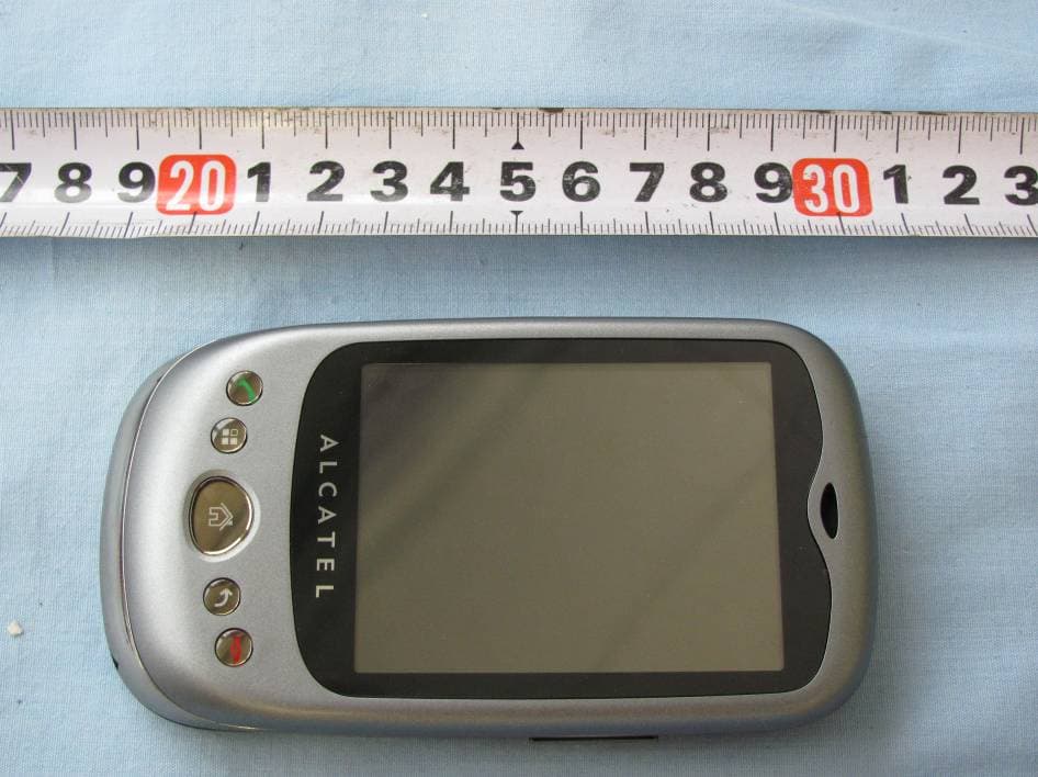 GSM/UMTS mobile phones - FCC ID RAD130 - TCT Mobile Limited (4)