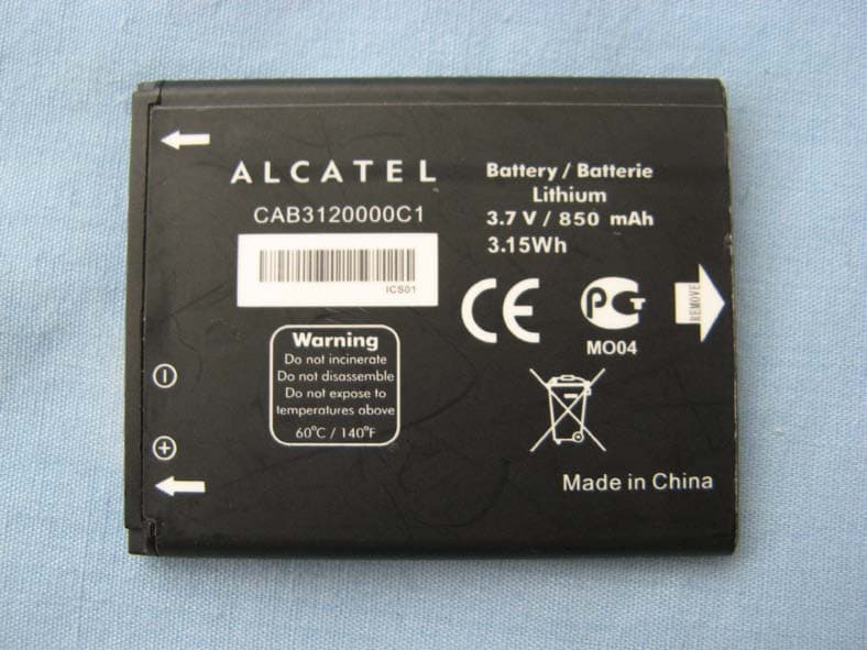 GSM/GPRS/EDGE dualband mobile phone - FCC ID RAD142 - TCT Mobile Limited (2)