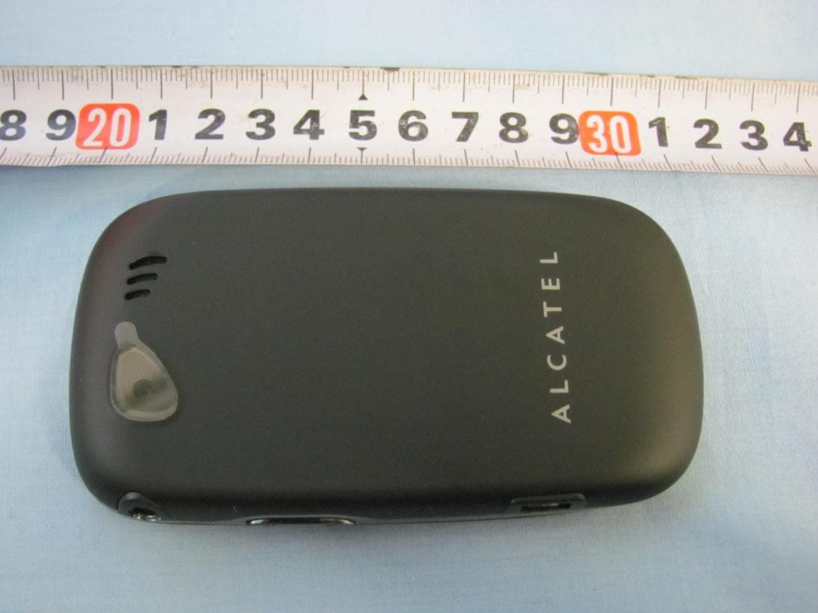 HSDPA/HSUPA/UMTS dual band/GSM four band mobile phone - FCC ID RAD149 - TCT Mobile Limited (5)