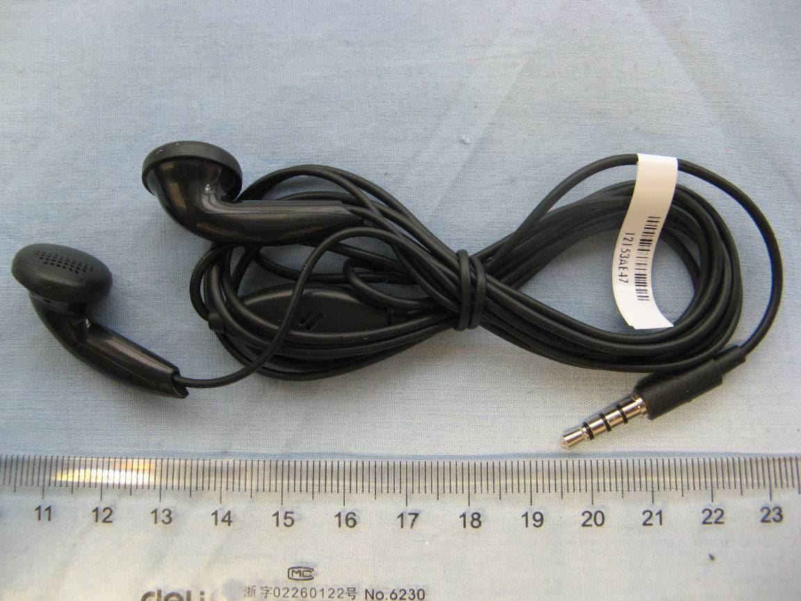 HSDPA/UMTS dual band / GSM quad bands mobile phone - FCC ID RAD257 - TCT Mobile Limited (2)