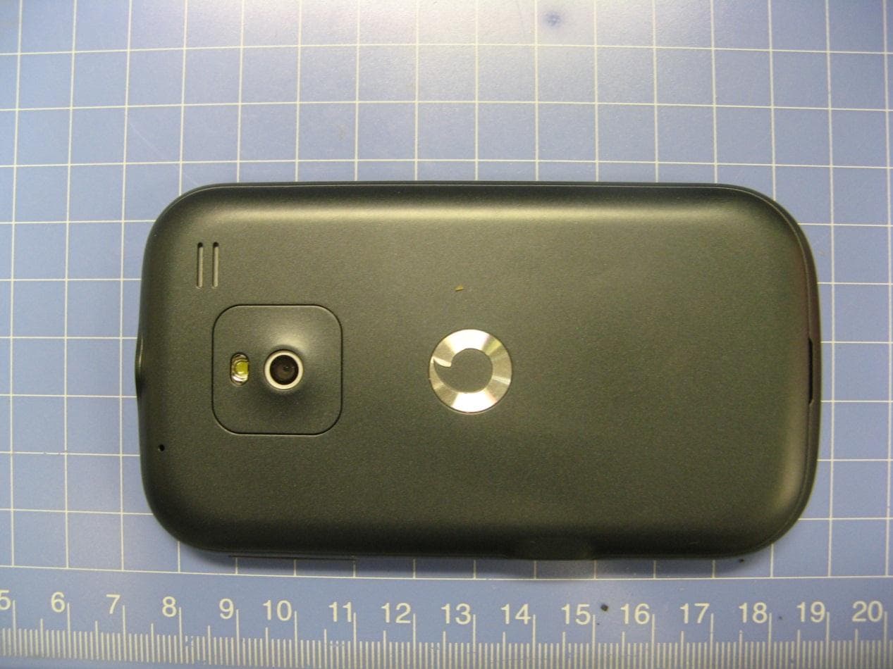 GSM Quad Band and UMTS Dual Band Mobile Phone - FCC ID RAD281 - TCT Mobile Limited