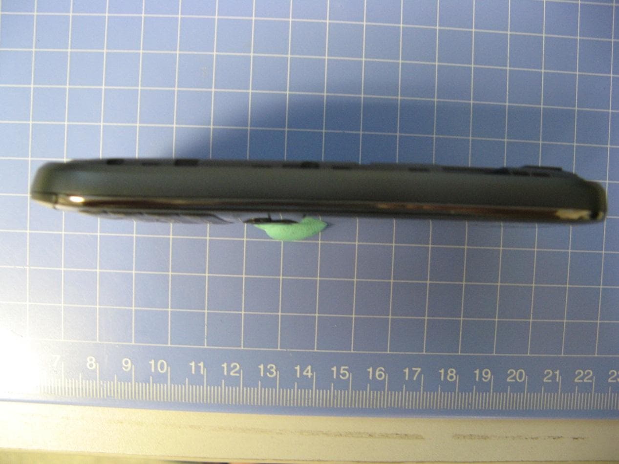 GSM Quad Band and UMTS Dual Band Mobile Phone - FCC ID RAD281 - TCT Mobile Limited (4)