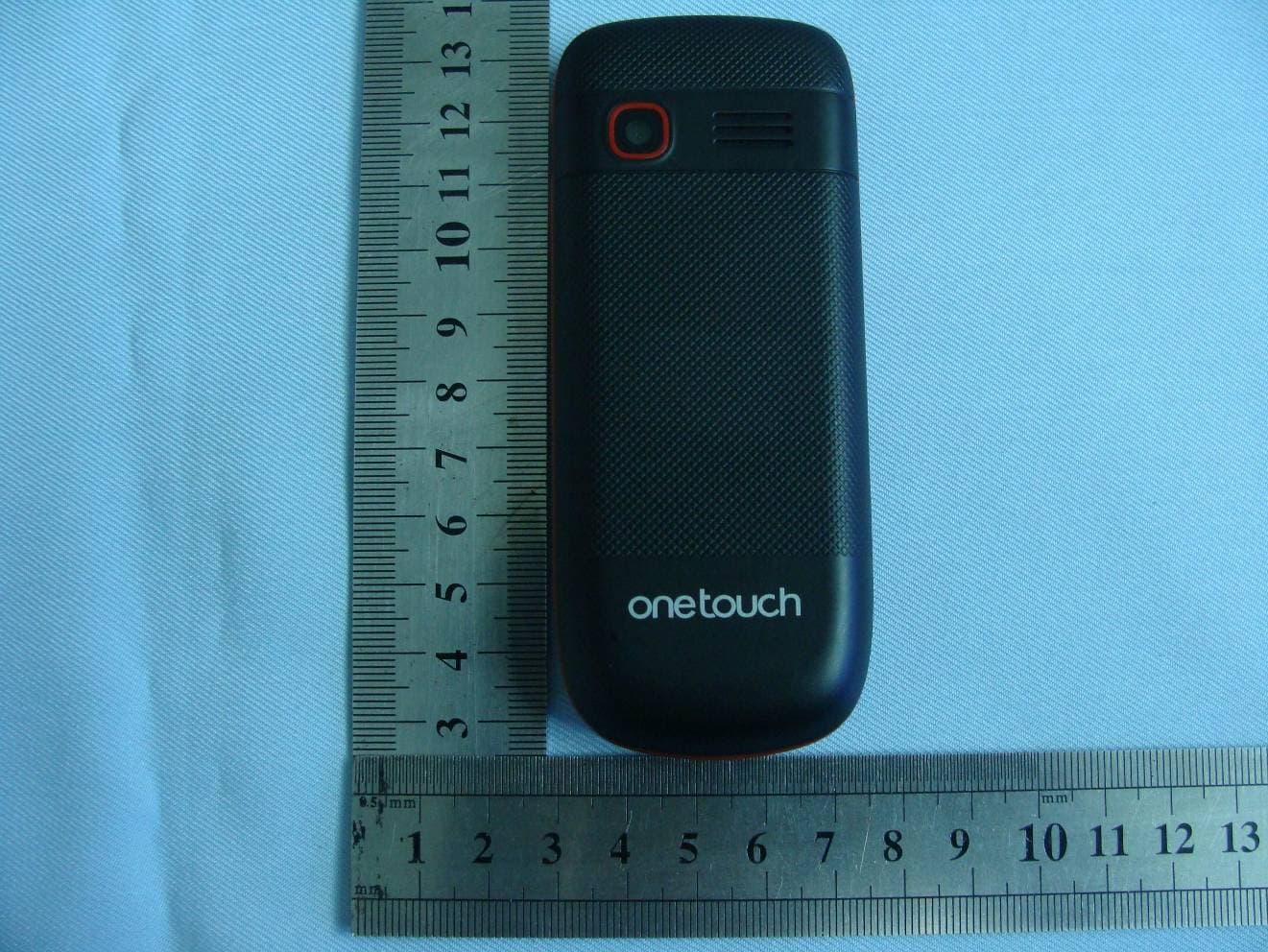 Quad-Band GSM mobile phone - FCC ID RAD304 - TCT Mobile Limited (2)