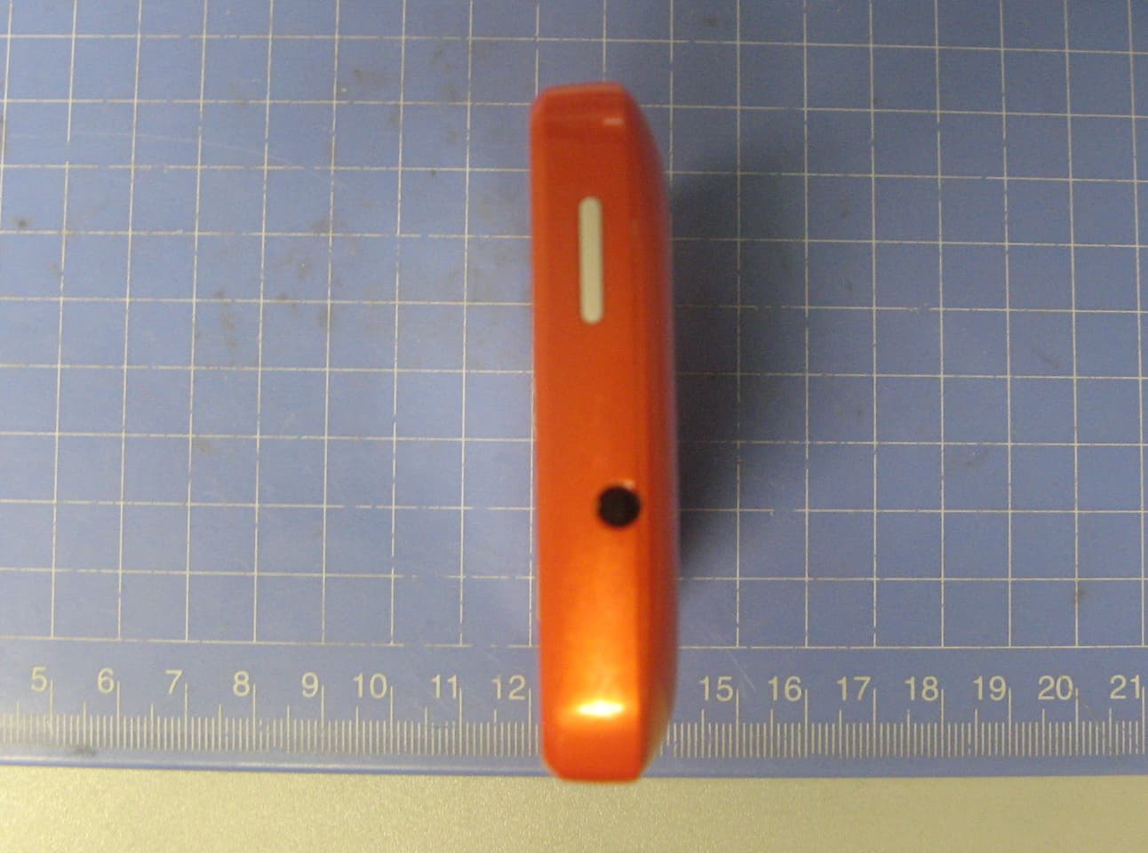 UMTS Tri-band / GSM Quadband mobile phone - FCC ID RAD331 - TCT Mobile Limited (2)