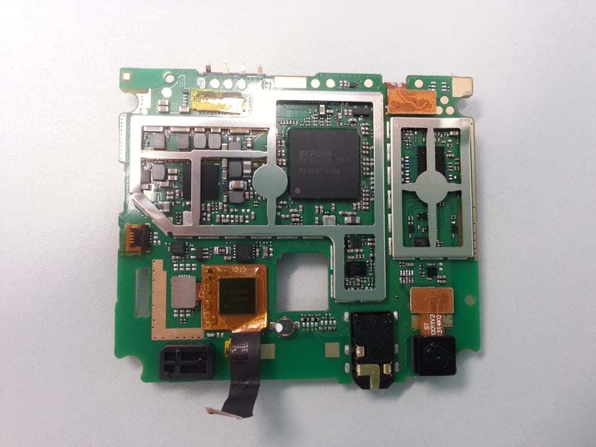 HSDPA/HSUPA/UMTS Tri bands / GSM quad bands/LTE Quin bands mobile phone - FCC ID RAD357 - TCT Mobile Limited