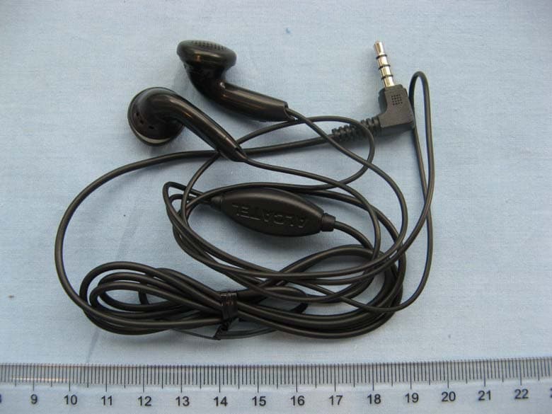 GSM/EGPRS quadband mobile phone - FCC ID RAD415 - TCT Mobile Limited