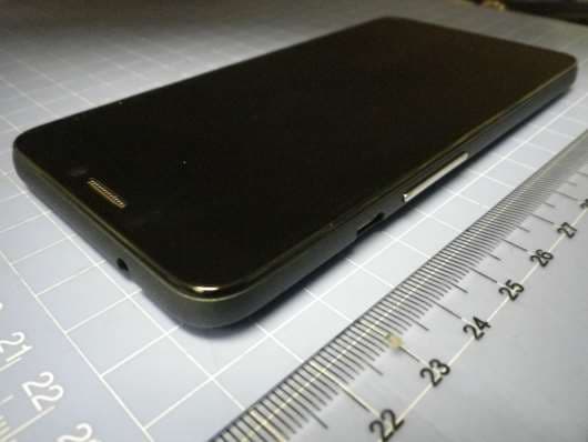 HSDPA/HSUPA/UMTS Tri bands / GSM quad bands/LTE 3 bands mobile phone - FCC ID RAD432 - TCT Mobile Limited