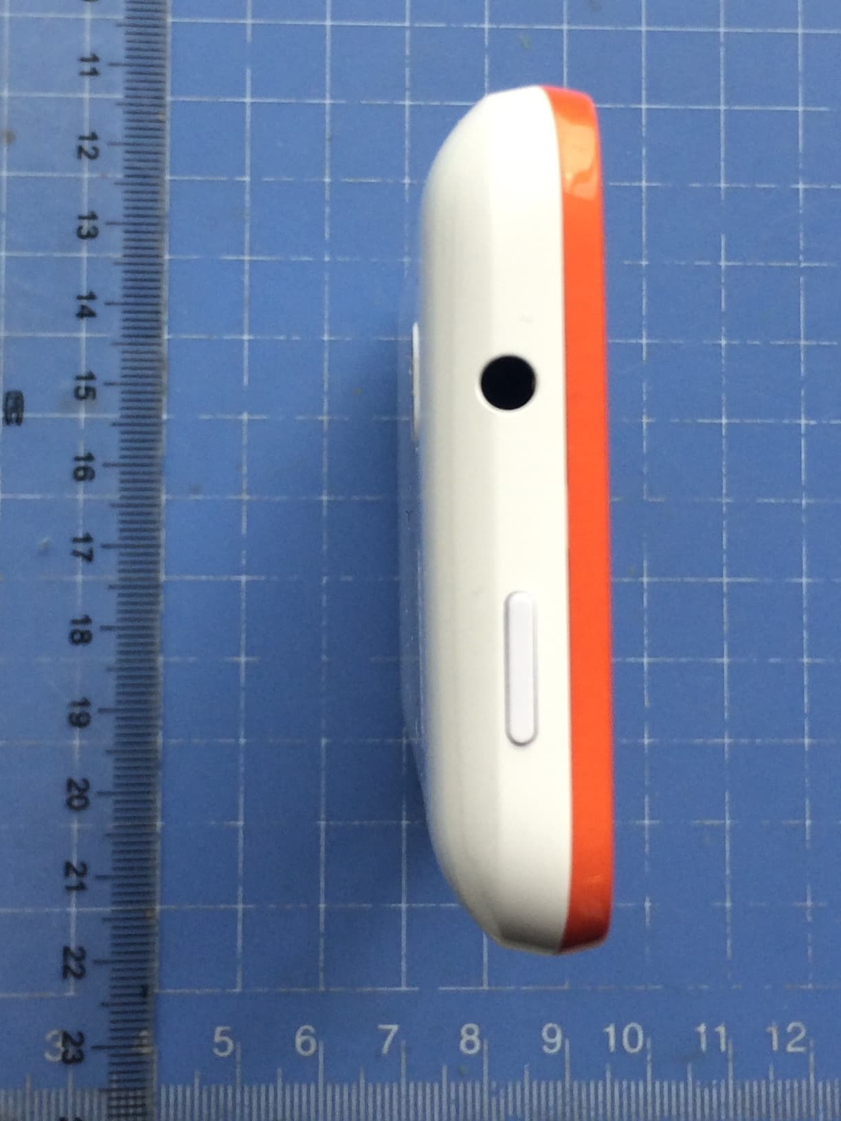 UMTS Dualband / GSM Quadband mobile phone - FCC ID RAD442 - TCT Mobile Limited