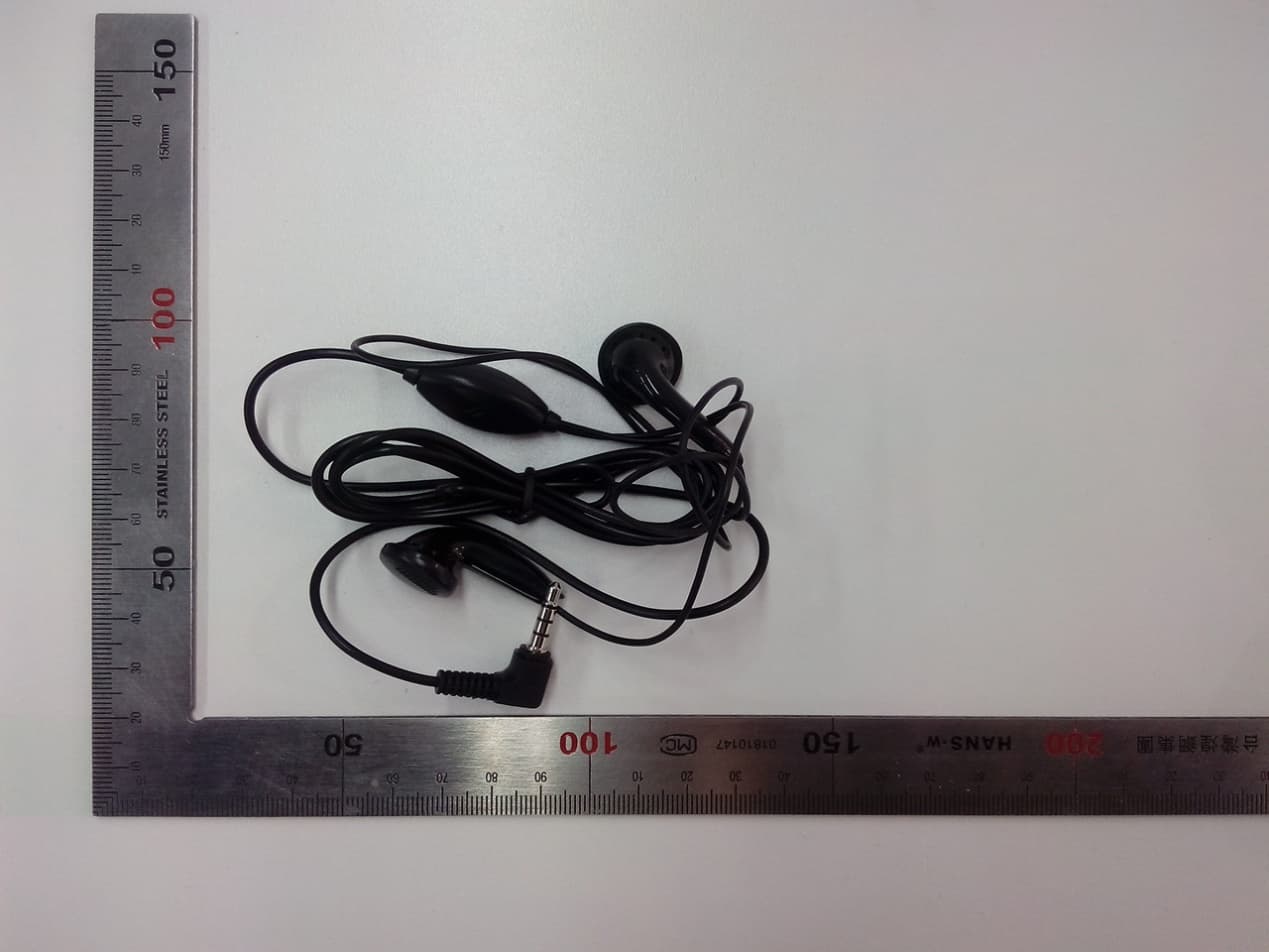 GSM/GPRS/EDGE/UMTS Digital Mobile Phone with Bluetooth and WiFi - FCC ID RAD465 - TCT Mobile Limited (5)