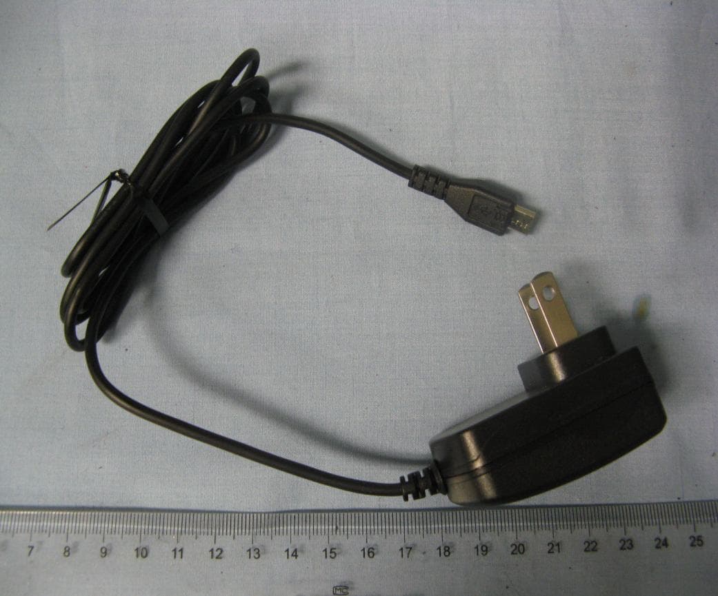 HSUPA/HSDPA+/UMTS triband/GSM quad-band mobile phone - FCC ID RAD498 - TCT Mobile Limited (5)