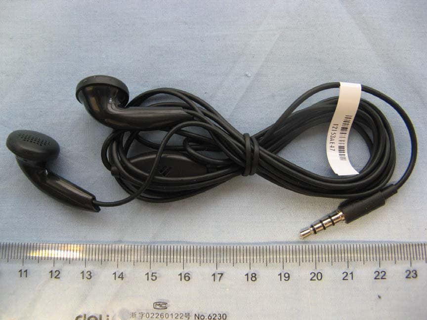HSDPA/HSUPA/HSPA+/UMTS Quad band/GSM Quad band / LTE 5 band mobile - FCC ID RAD539 - TCT Mobile Limited (3)