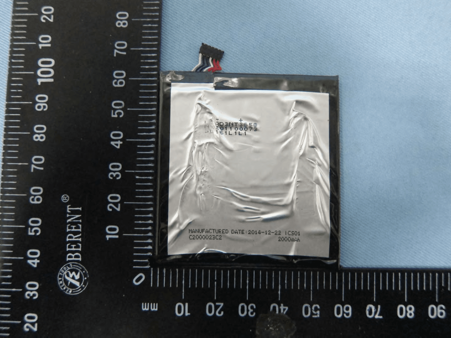 GSM Quad-band/UMTS Quad-band/LTE penta-band mobile phone - FCC ID RAD544 - TCT Mobile Limited (5)