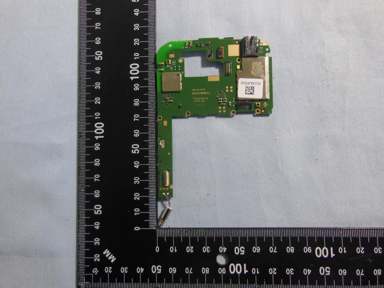 HSUPA, HSDPA, UMTS triband, GSM quadband mobile phone - FCC ID RAD548 - TCT Mobile Limited (5)