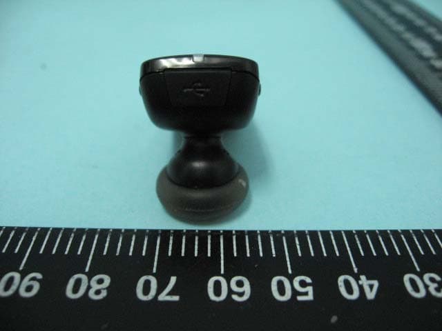Bluetooth Mono Headset - FCC ID RAD900 - TCT Mobile Limited (4)