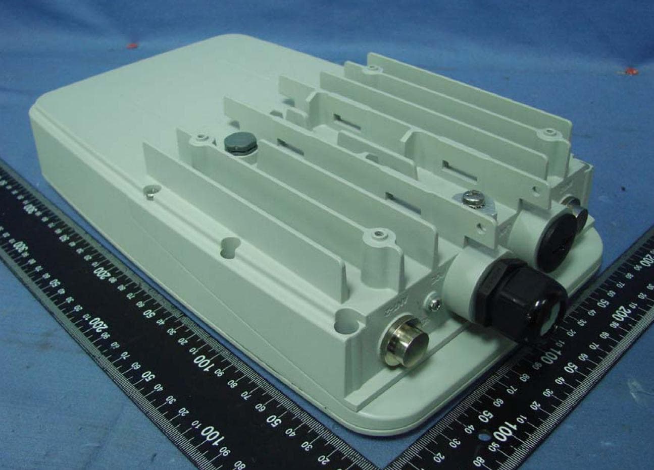 802.11n dual-band WIFI router - FCC ID RAR80005000 - Ericsson Wi-Fi