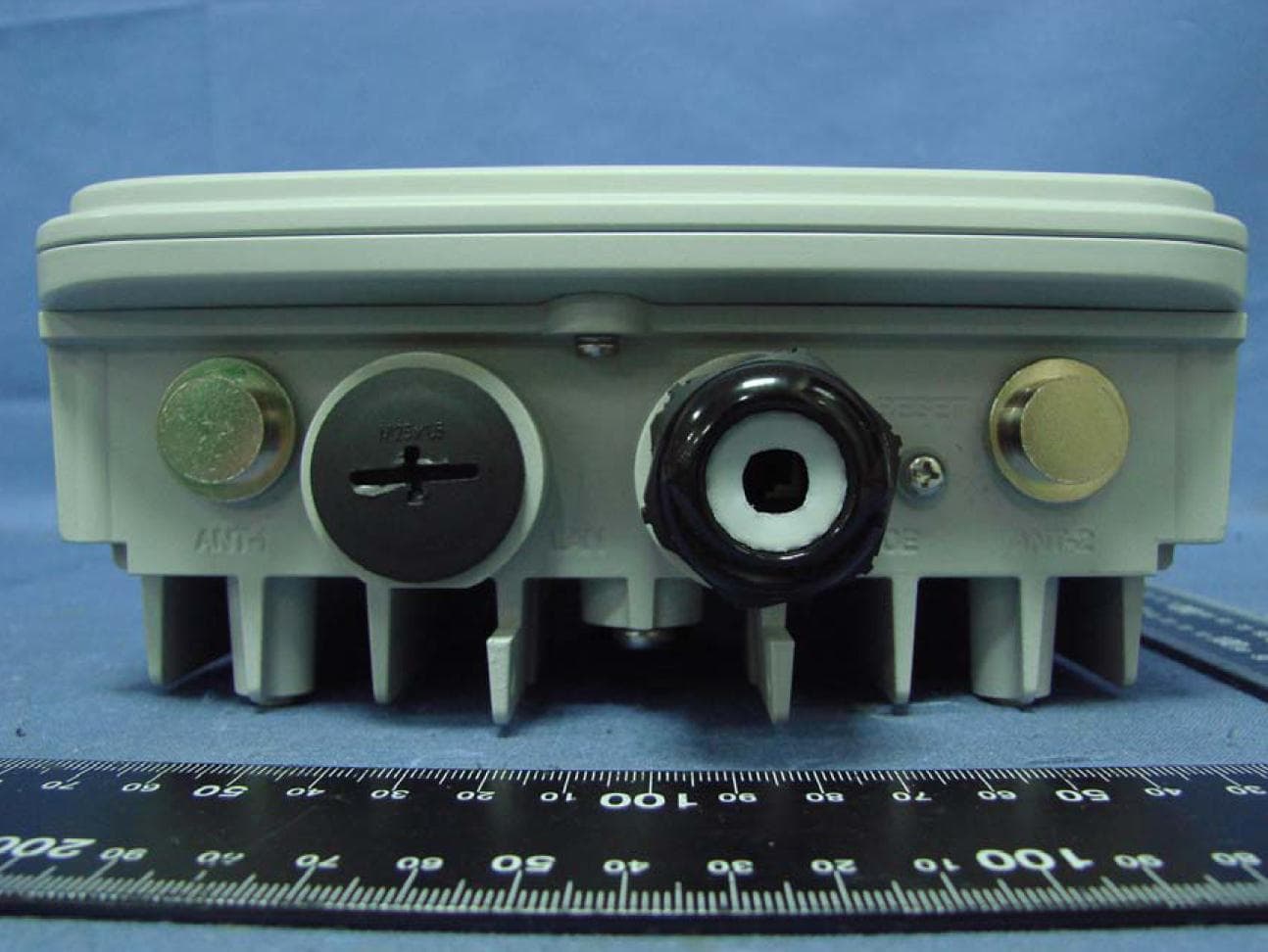 802.11n dual-band WIFI router - FCC ID RAR80005000 - Ericsson Wi-Fi (2)