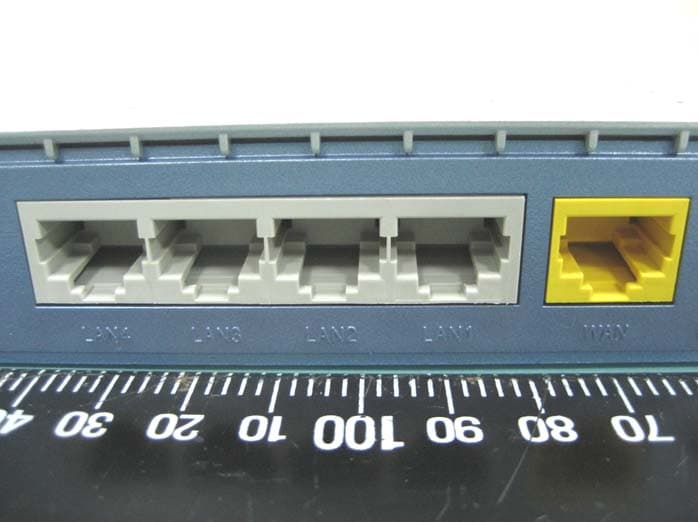 Draft 11n Wireless 4-port Broadband Router - FCC ID RAXWG7005B - Arcadyan Technology Corporation (3)