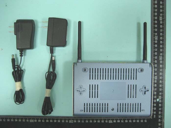 Draft 11n Wireless 4-port Broadband Router - FCC ID RAXWG7005B - Arcadyan Technology Corporation (4)