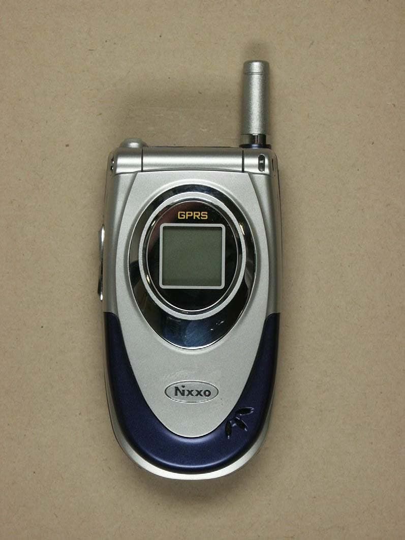 Licensed PCS Transmitter Held to Ear - FCC ID RB2NXG9230 - Franklin Wireless Corp (2)